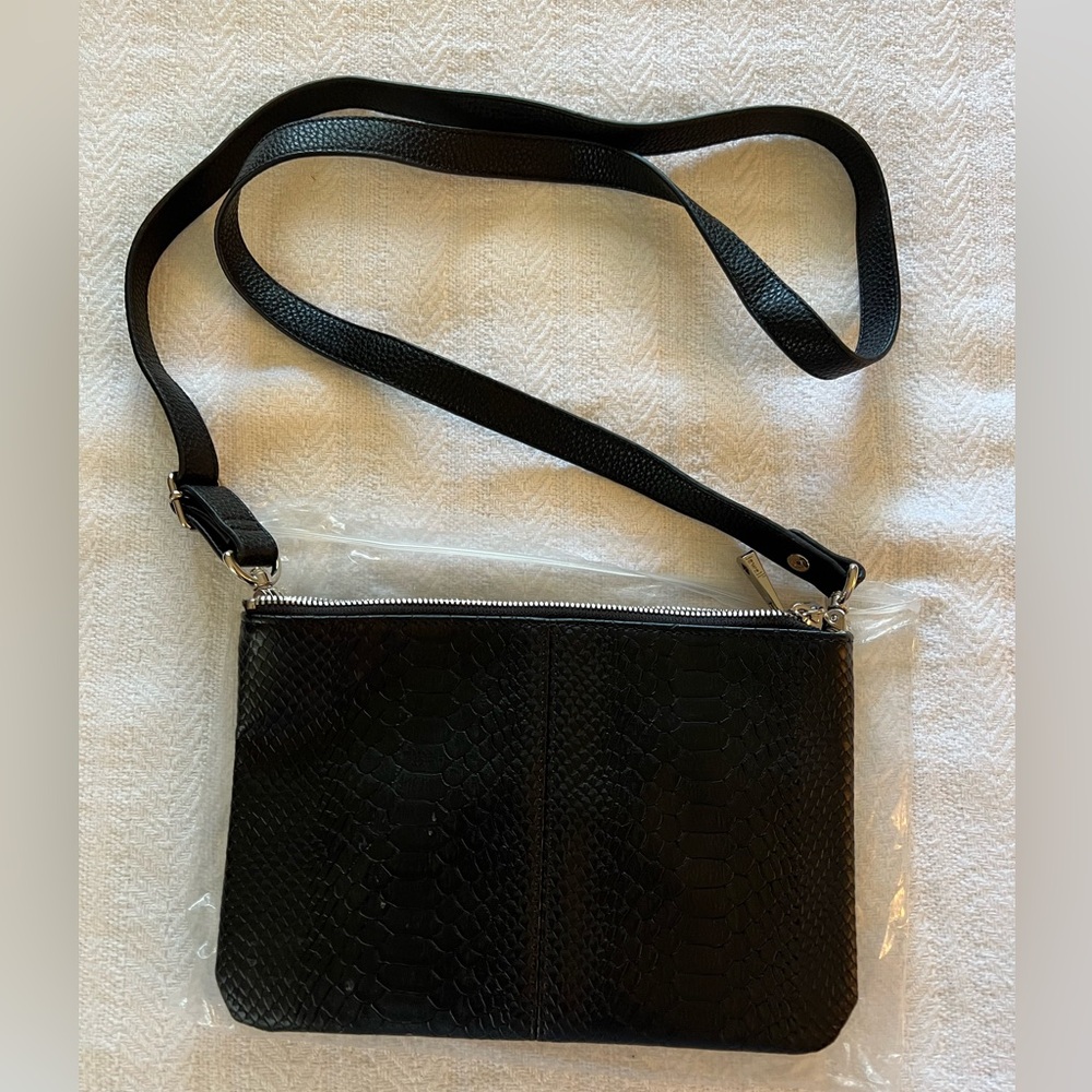 Thirty-one street style cross body